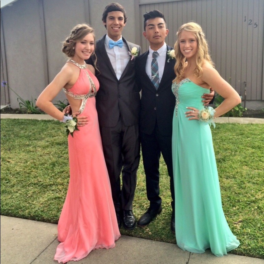 Turquoise Blue Prom Dress!!